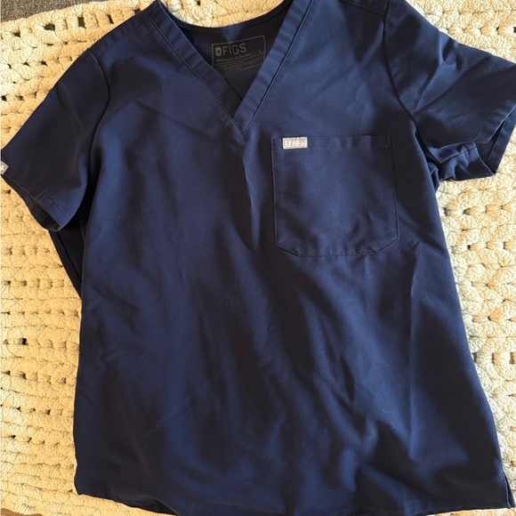 FIGS uniform - Picture 2 of 3